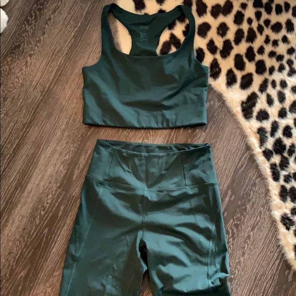Girlfriend Collective Moss Workout Set